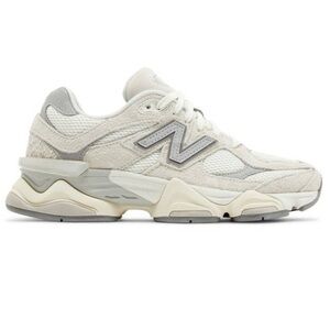 New Balance 9060 'Suede Pack - Sea Salt' size 7.5 women U.S.